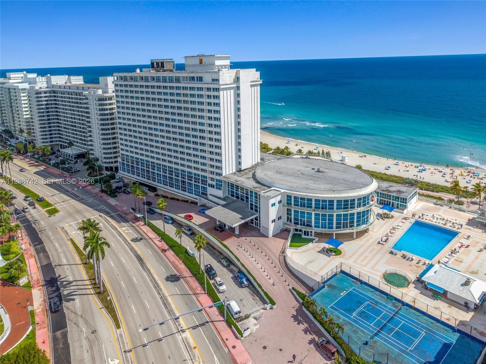 5445 Collins Ave, Miami Beach FL 33140 — 24