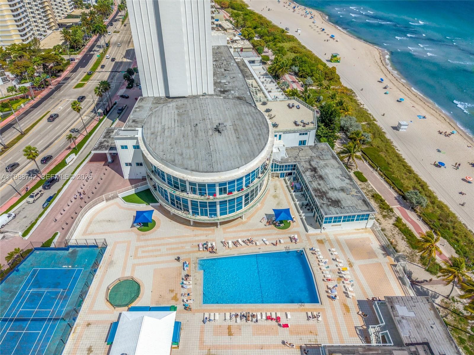 5445 Collins Ave, Miami Beach FL 33140 — 25