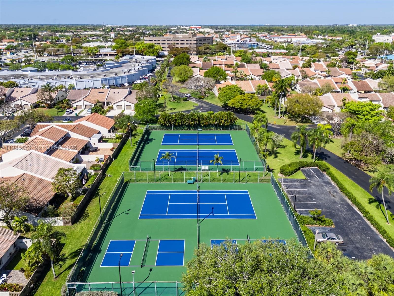 11378 SW 84th Ln, Miami FL 33173 — 36