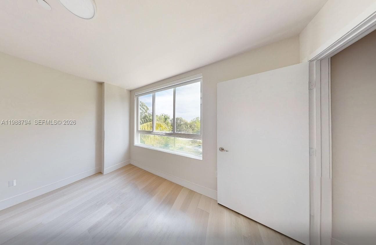 2505 NE 193rd St # 4208, Miami FL 33180 — 13