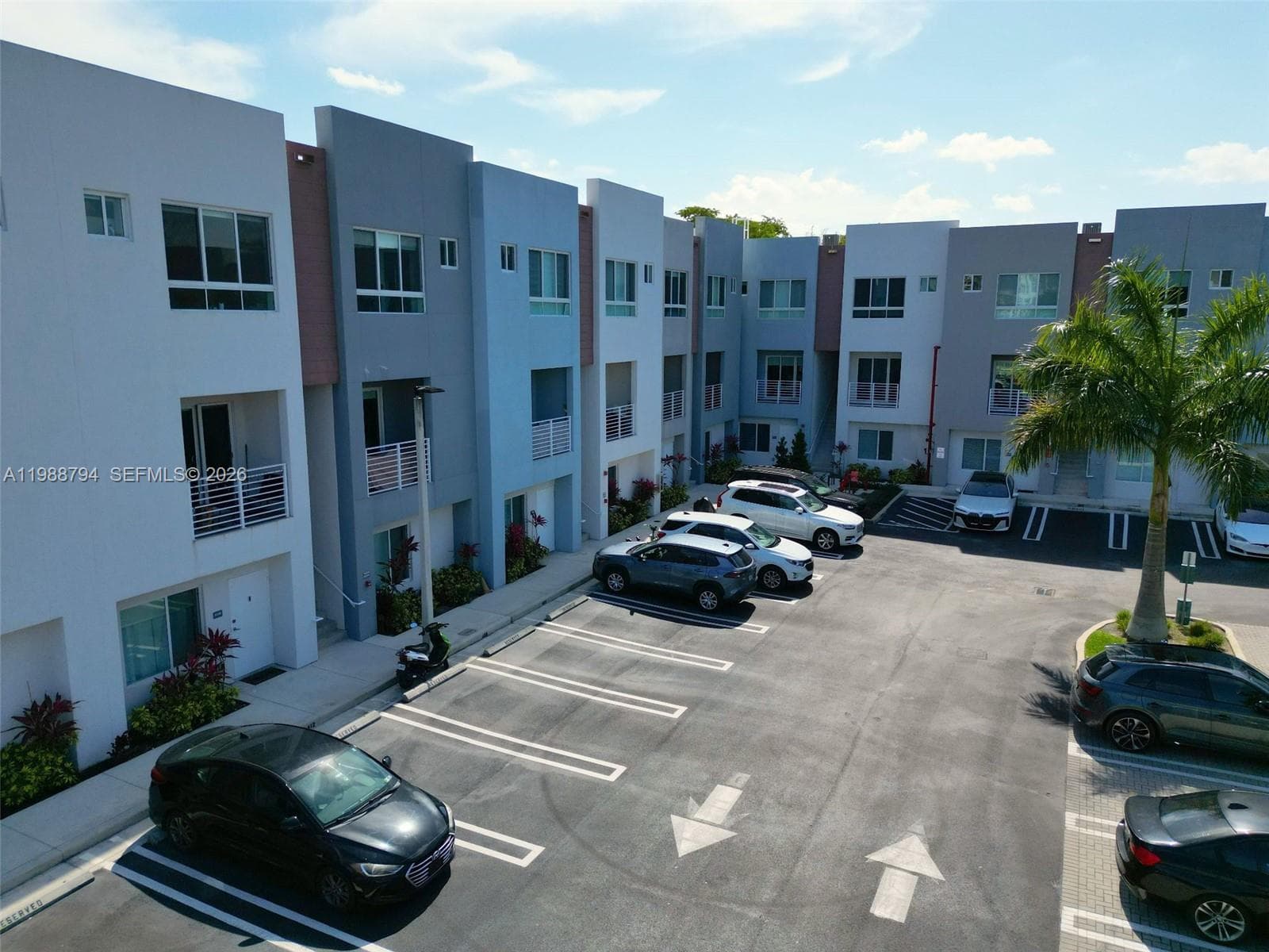 2505 NE 193rd St # 4208, Miami FL 33180 — 16