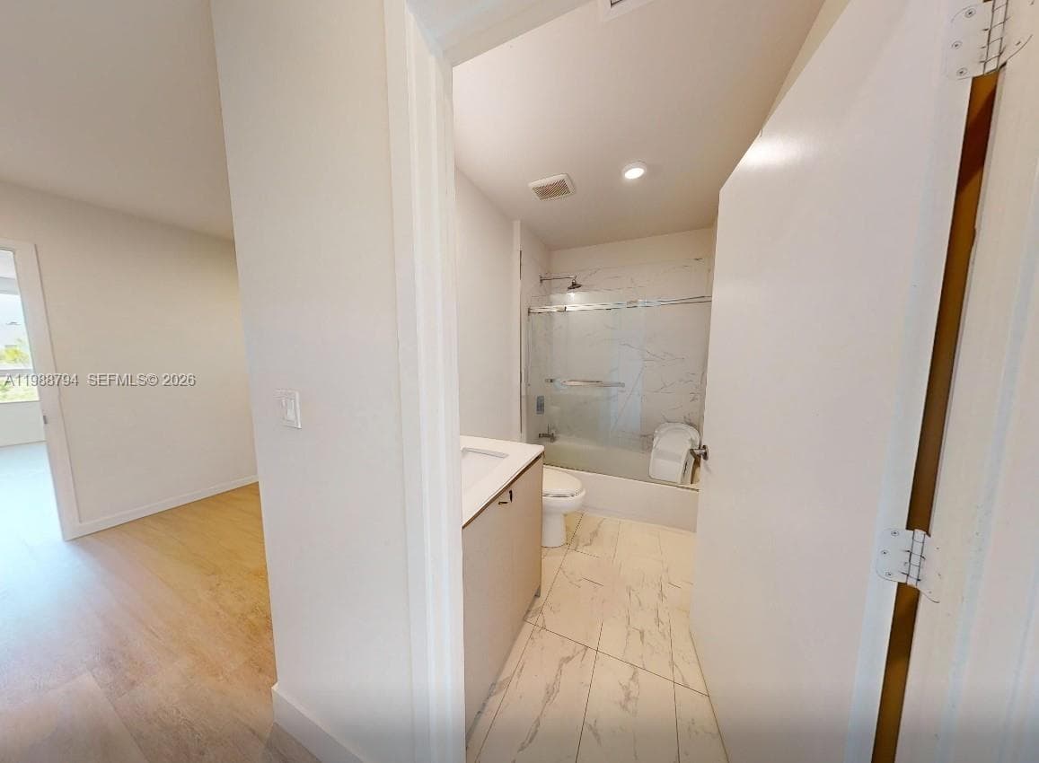 2505 NE 193rd St # 4208, Miami FL 33180 — 14