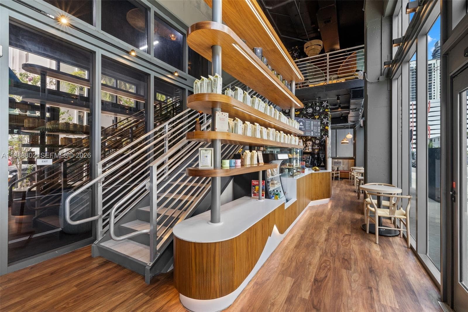 239 SW 9th St # 101, Miami FL 33130 — 1