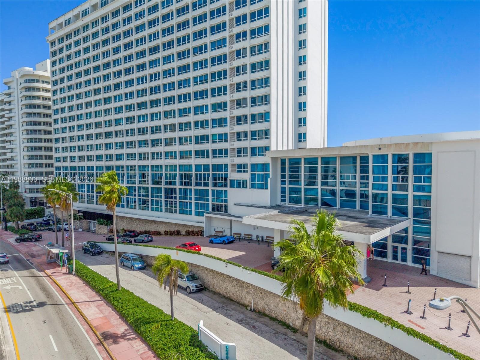 5445 Collins Ave, Miami Beach FL 33140 — 22