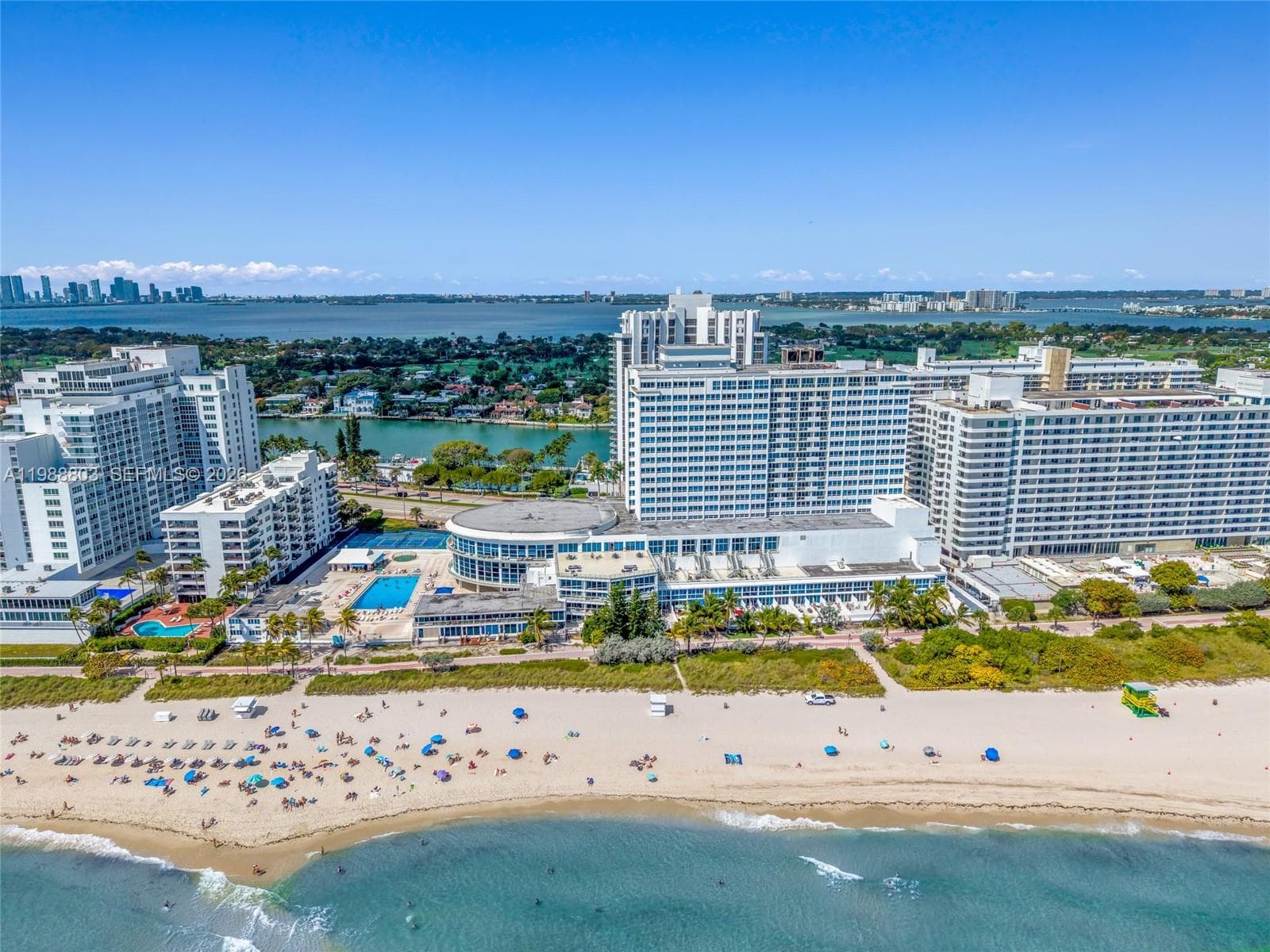 5445 Collins Ave, Miami Beach FL 33140 — 24