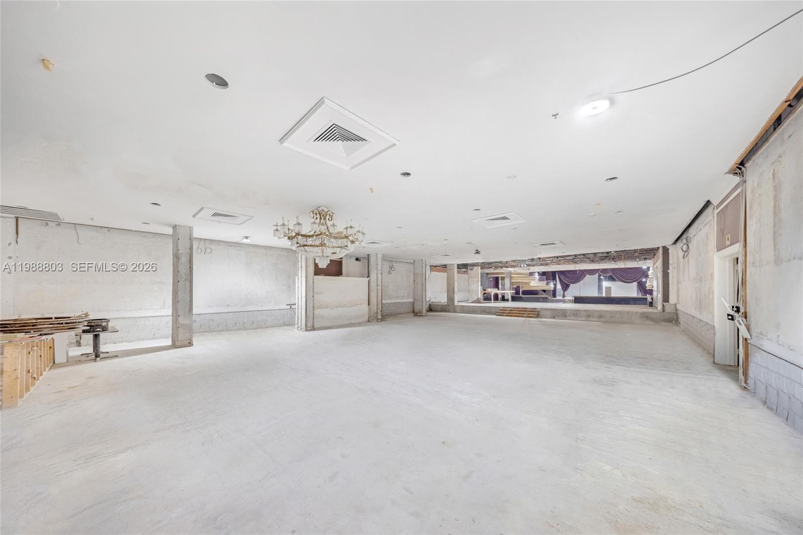 5445 Collins Ave, Miami Beach FL 33140 — 11