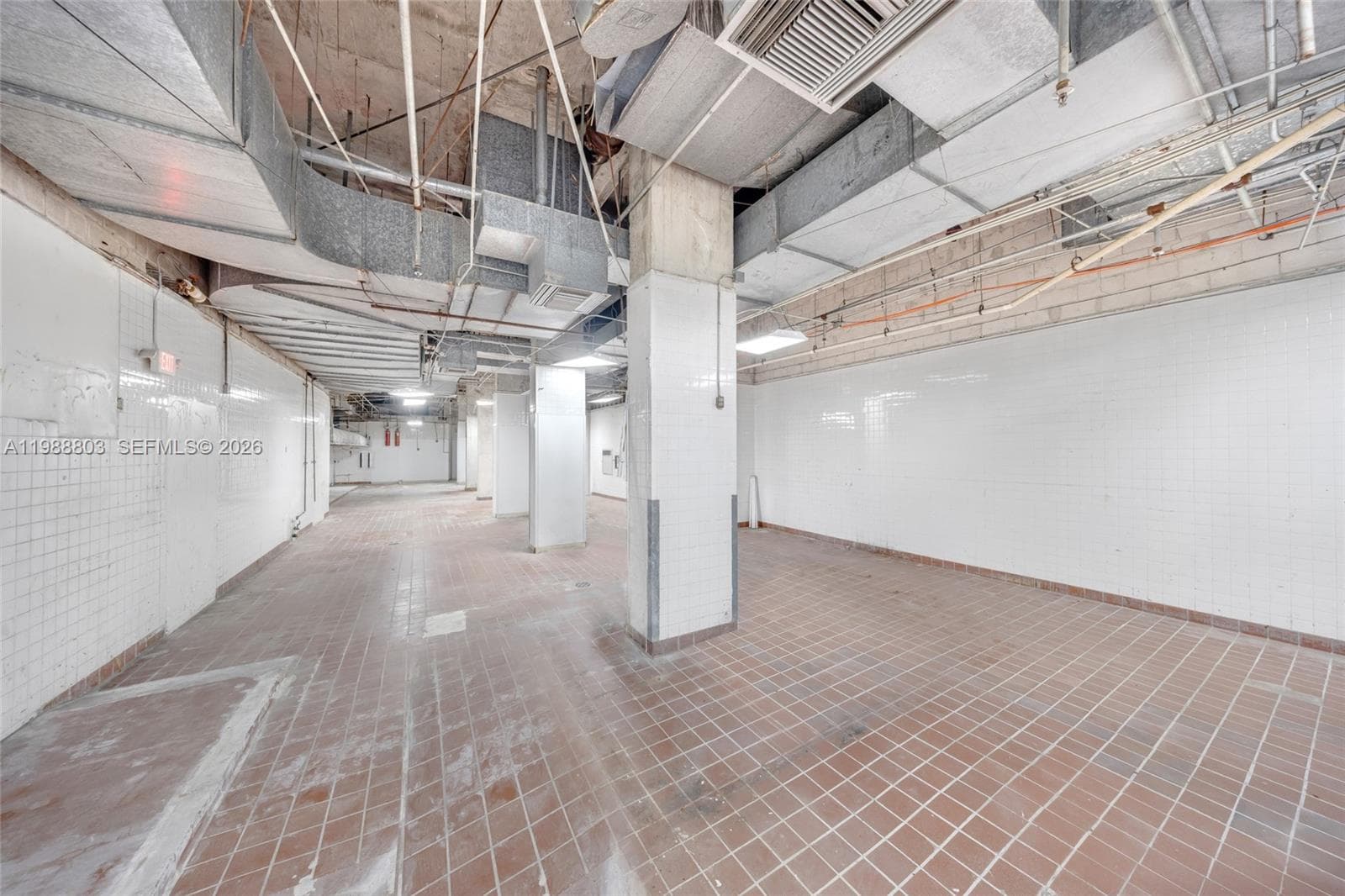 5445 Collins Ave, Miami Beach FL 33140 — 19