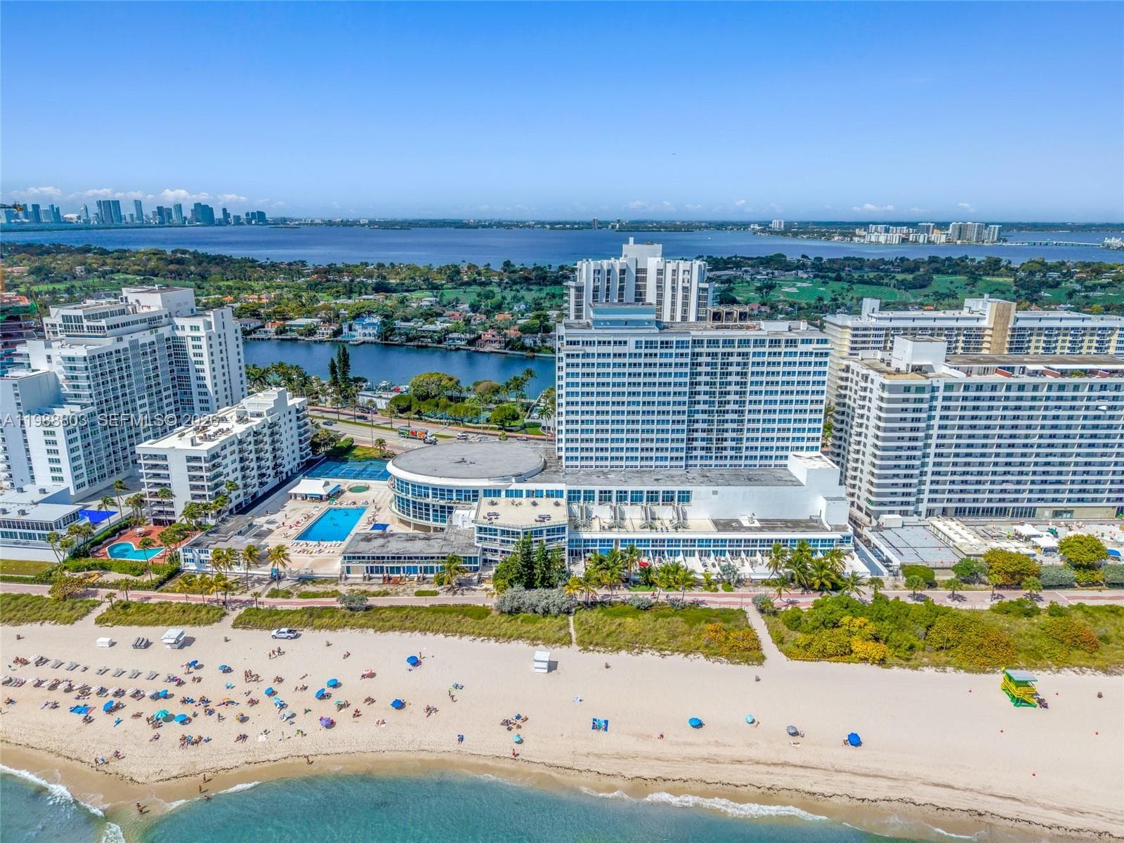 5445 Collins Ave, Miami Beach FL 33140 — 25
