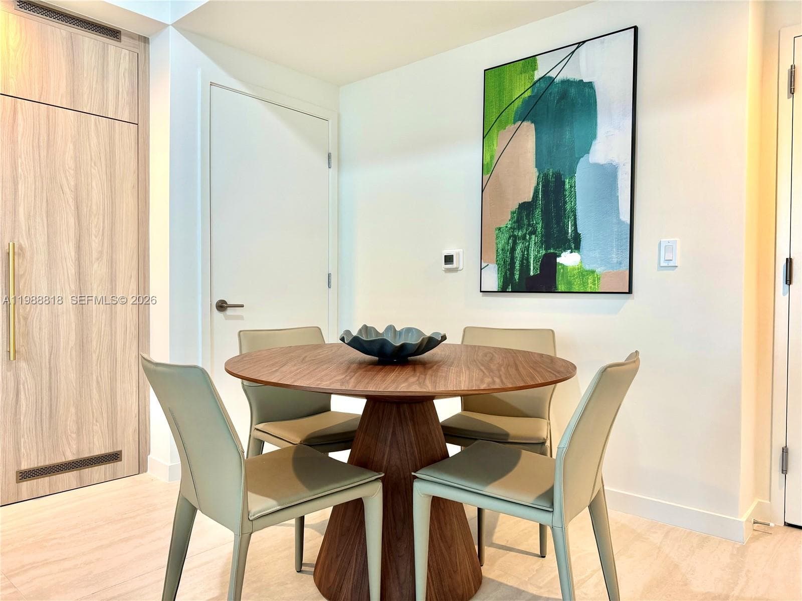 77 SE 5th St # 1615, Miami FL 33131 — 47