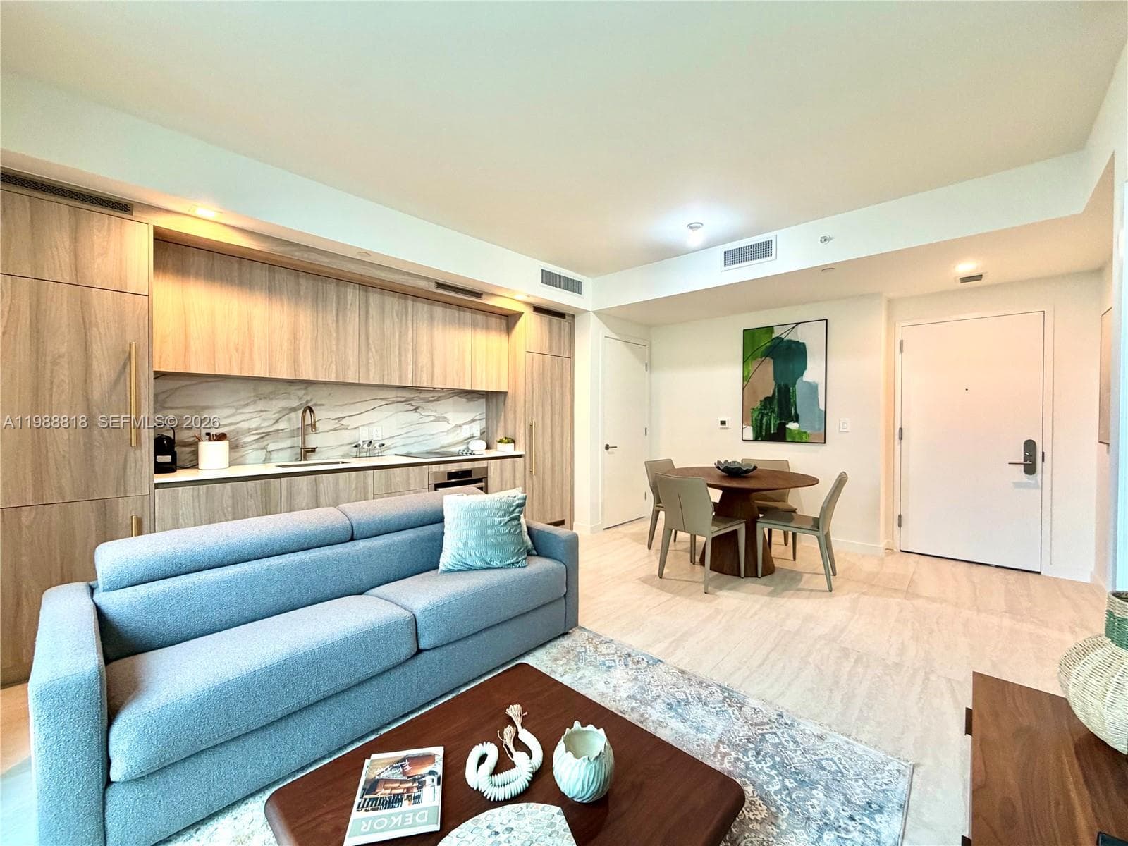 77 SE 5th St # 1615, Miami FL 33131 — 49