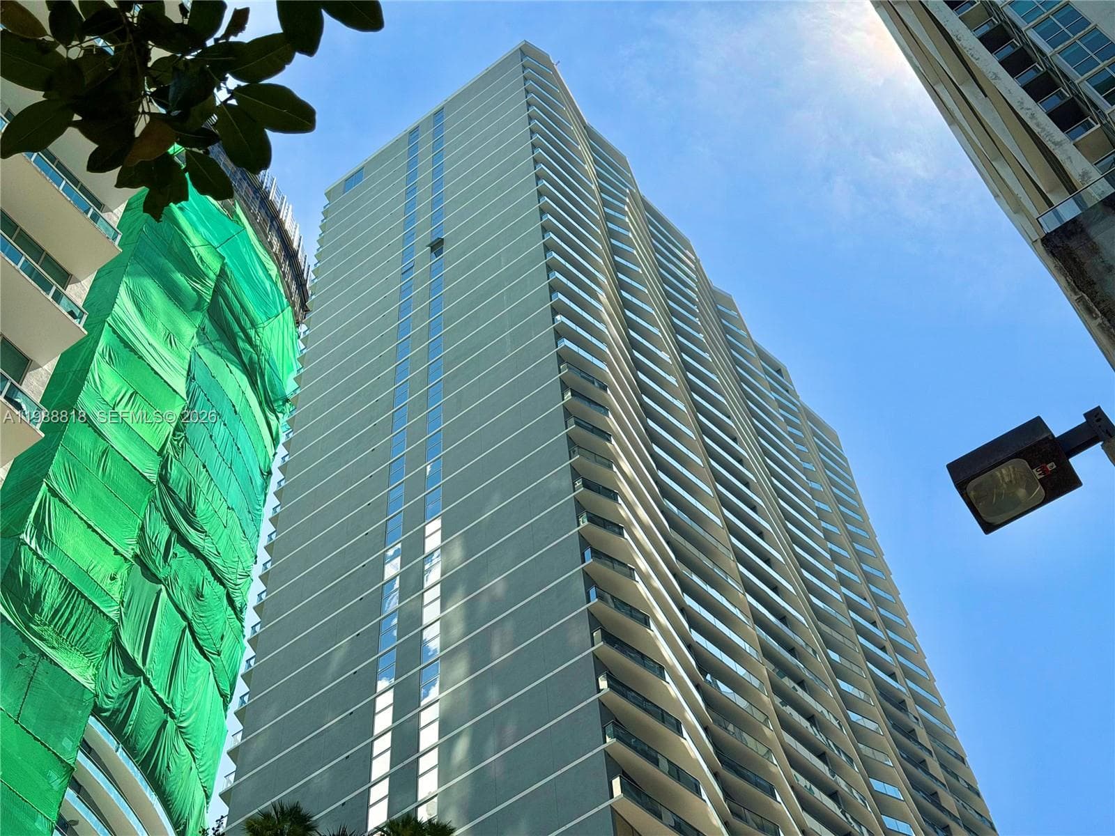 77 SE 5th St # 1615, Miami FL 33131 — 25