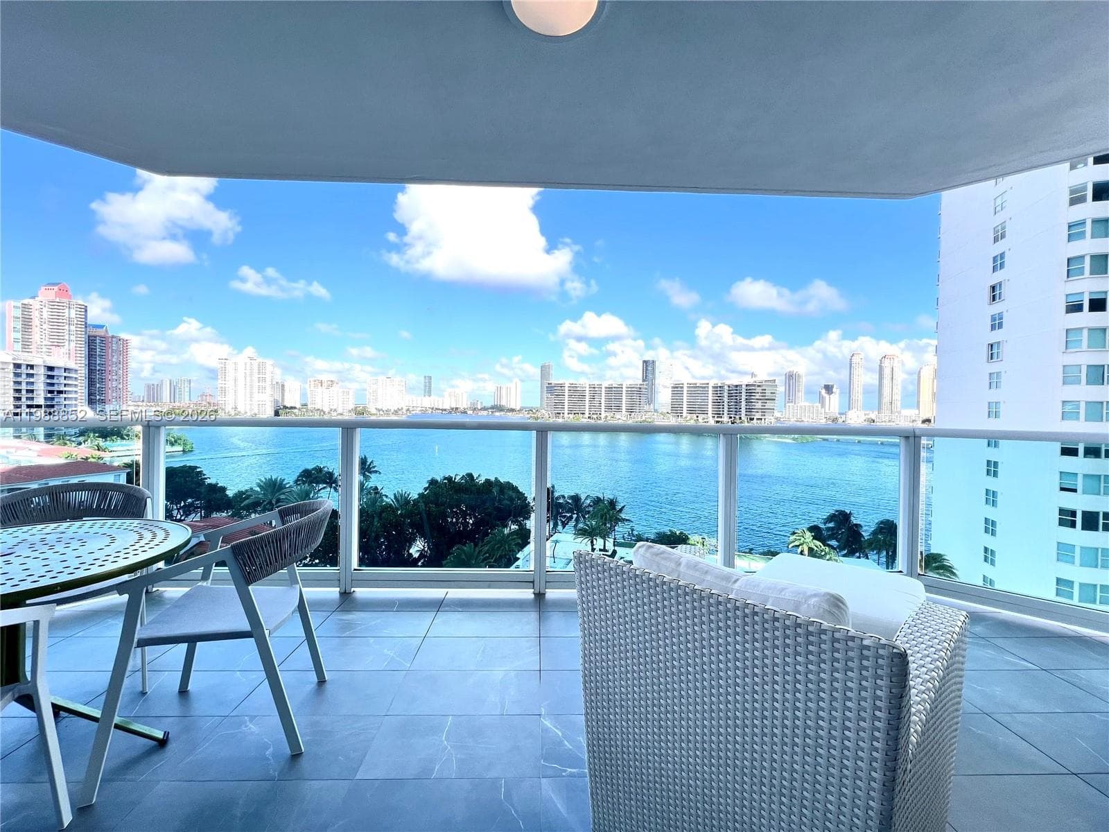 3301 NE 183rd St # 905, Aventura FL 33160 — 45