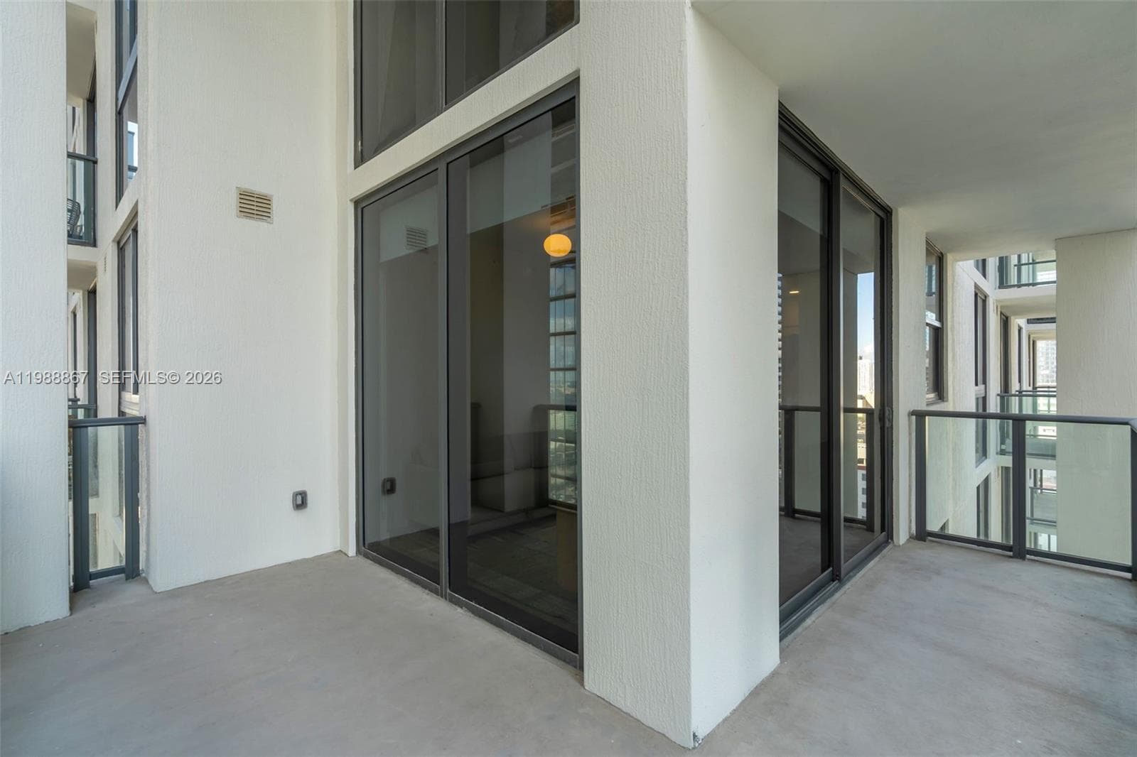 601 N Miami Ave # 2207, Miami FL 33131 — 26