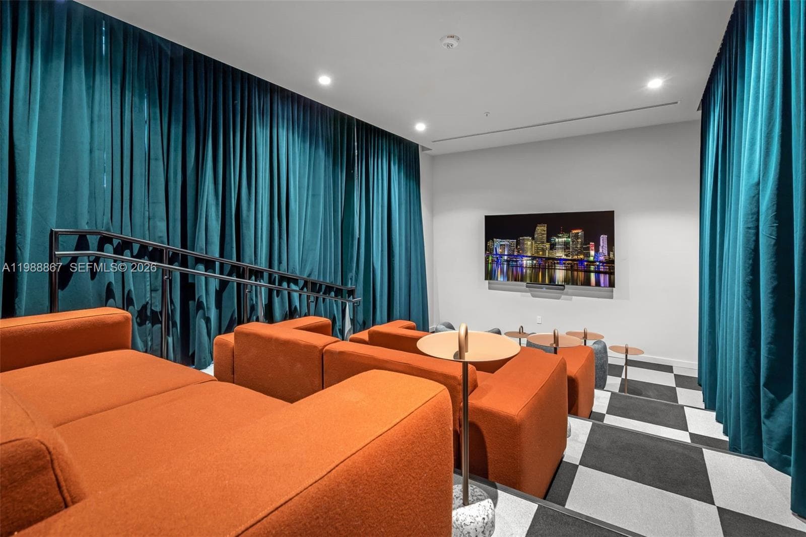 601 N Miami Ave # 2207, Miami FL 33131 — 41