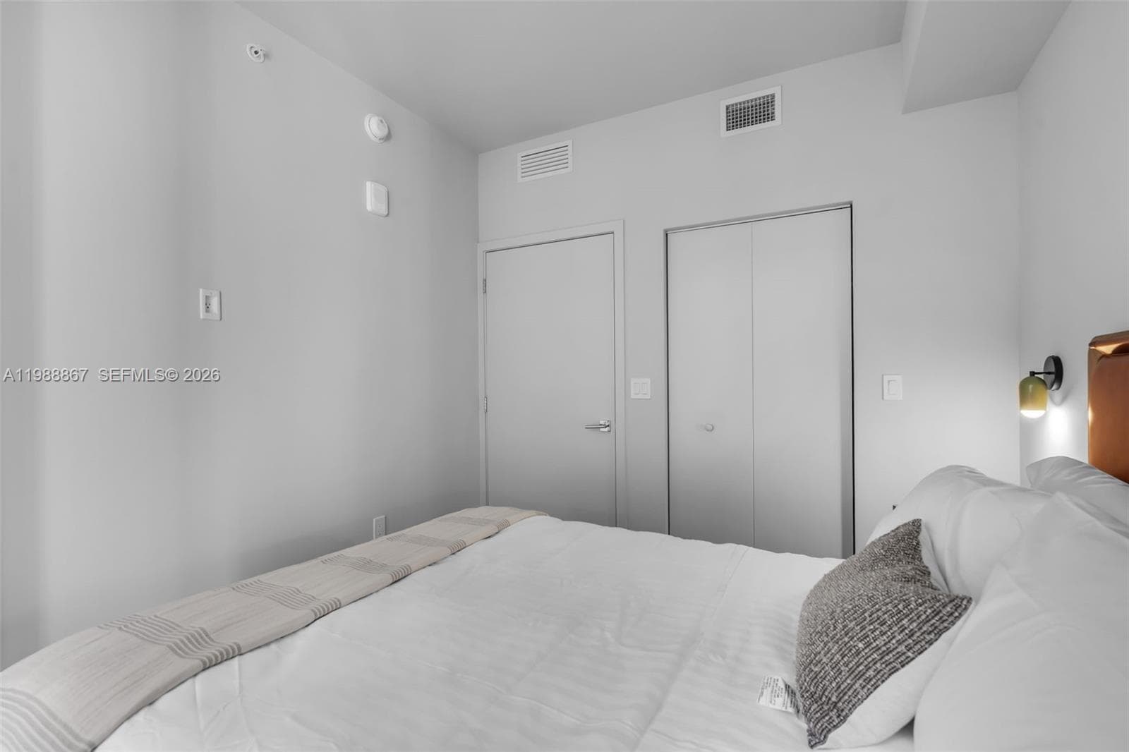 601 N Miami Ave # 2207, Miami FL 33131 — 18