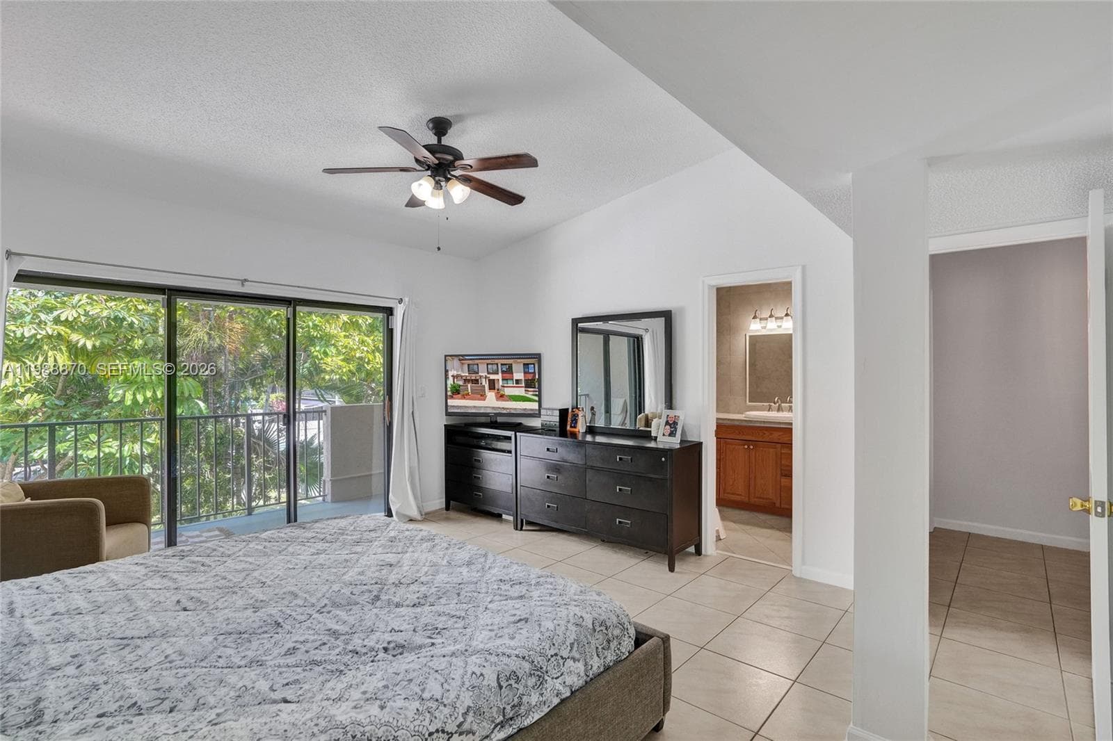 16465 NE 26th Ave # 18, North Miami Beach FL 33160 — 13