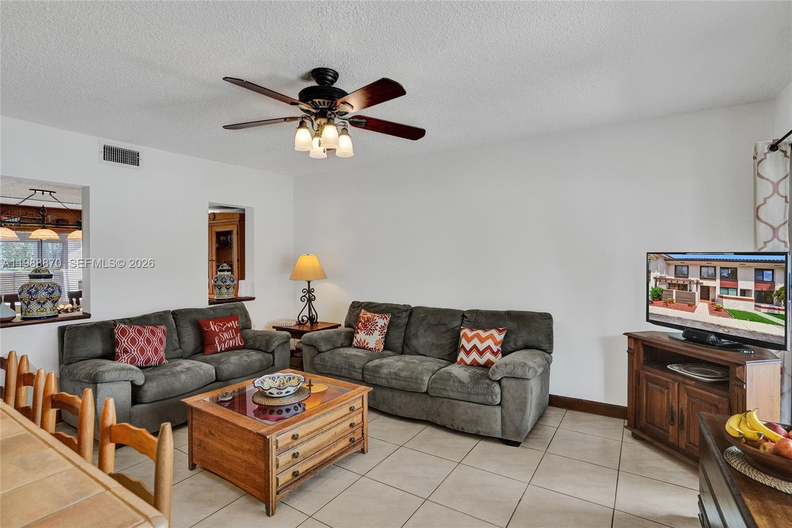 16465 NE 26th Ave # 18, North Miami Beach FL 33160 — 3