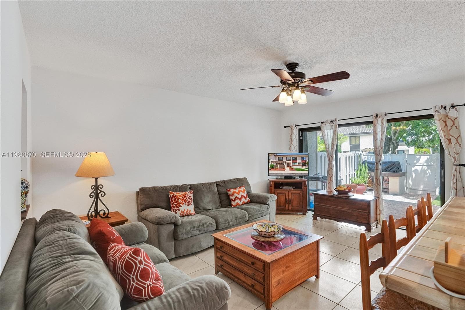 16465 NE 26th Ave # 18, North Miami Beach FL 33160 — 4