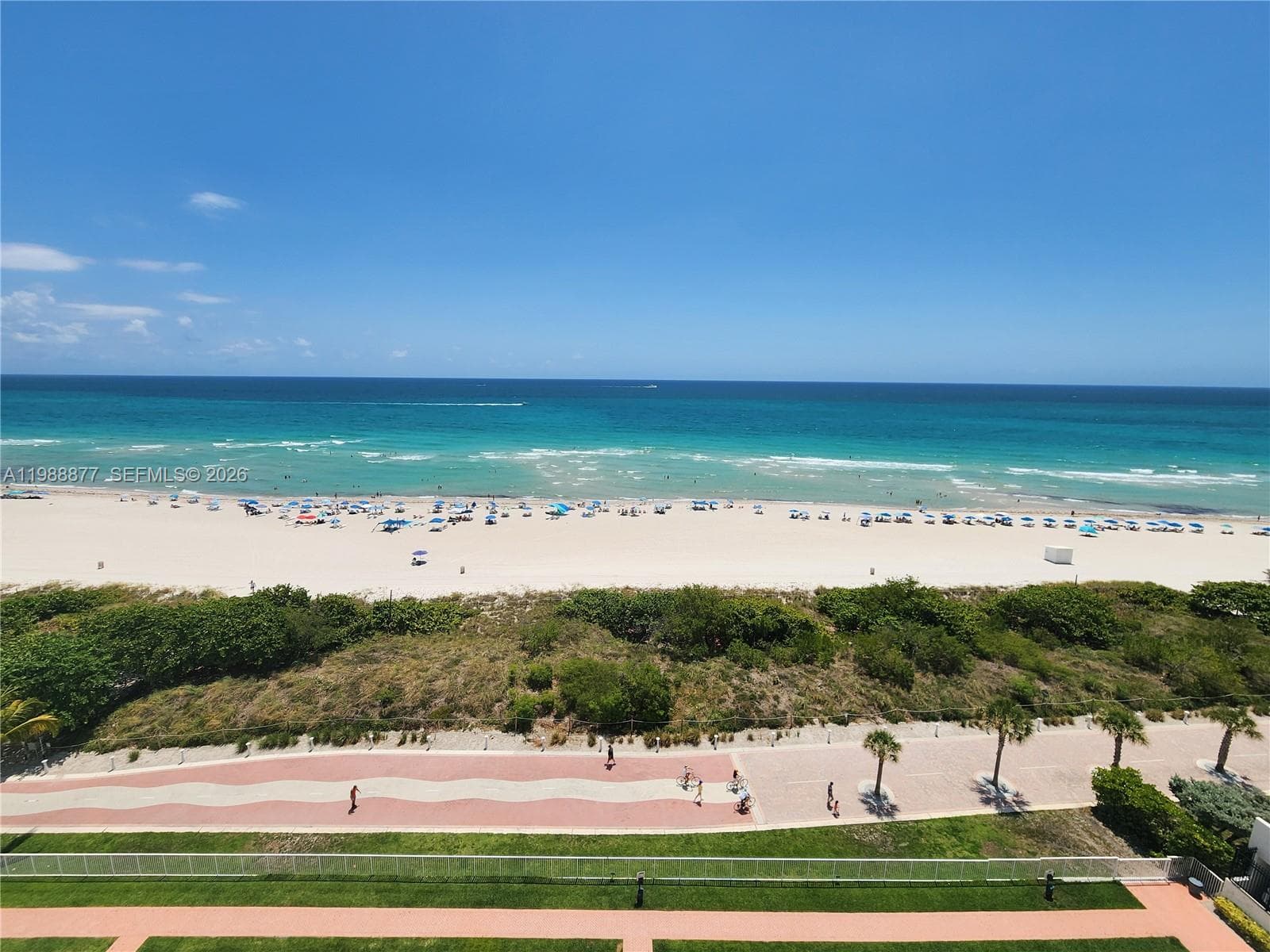 5601 Collins Ave # 1110, Miami Beach FL 33140 — 1