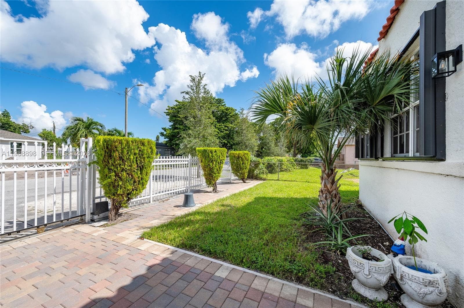1844 NW 47th St, Miami FL 33142 — 7
