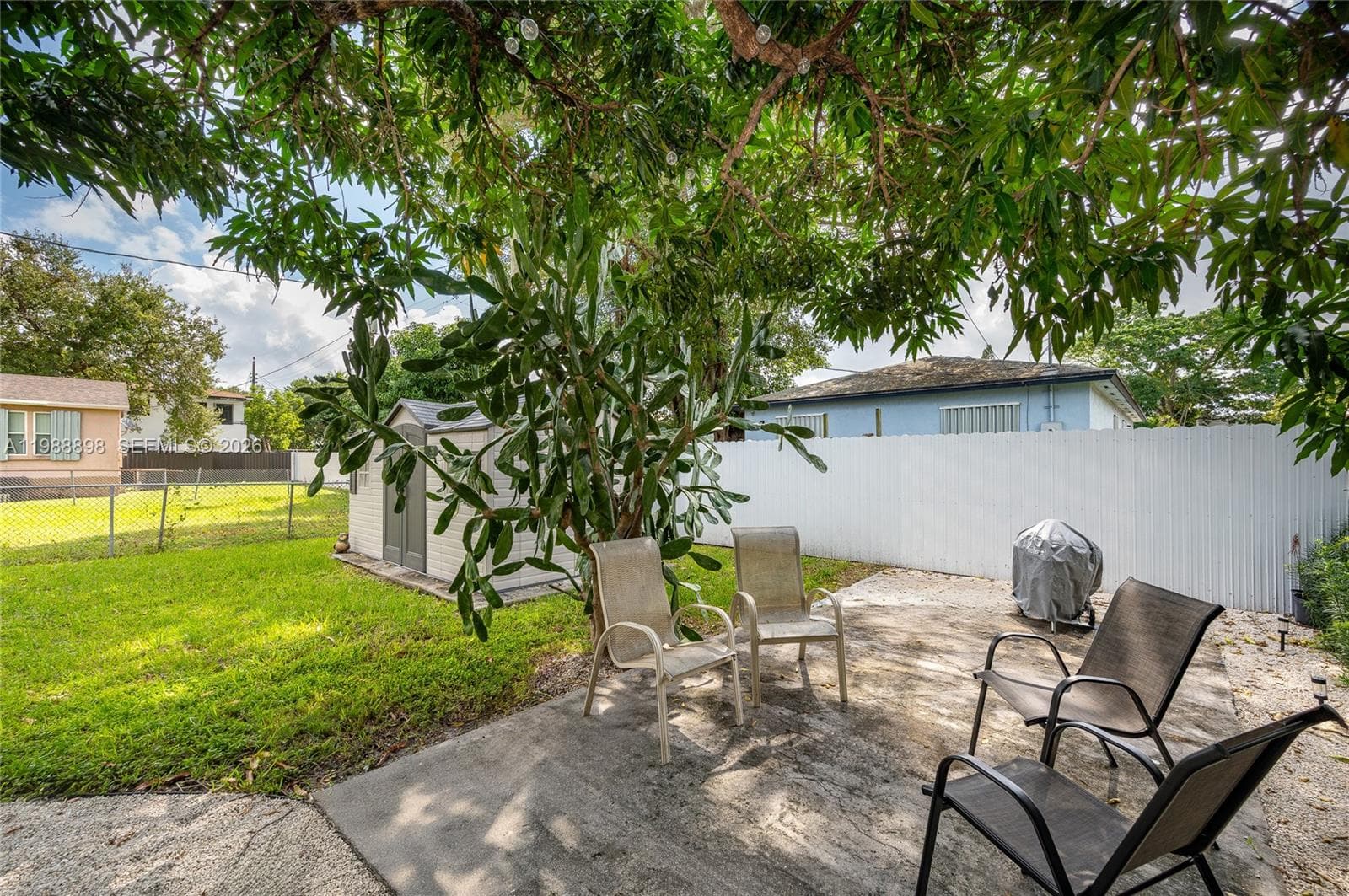 1844 NW 47th St, Miami FL 33142 — 11