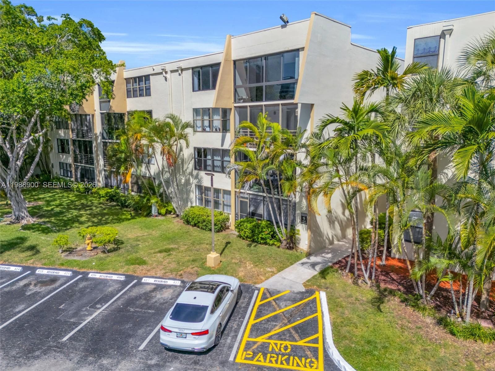 20441 NE 30th Ave # 9, Aventura FL 33180 — 27