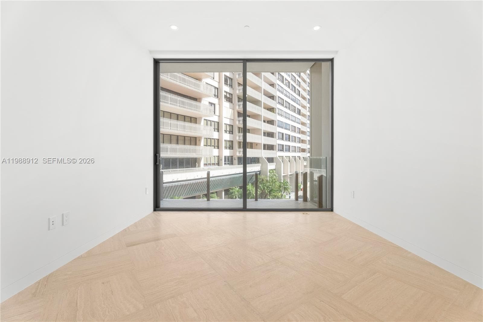 5 Grove Isle Dr # S303, Coconut Grove FL 33133 — 25