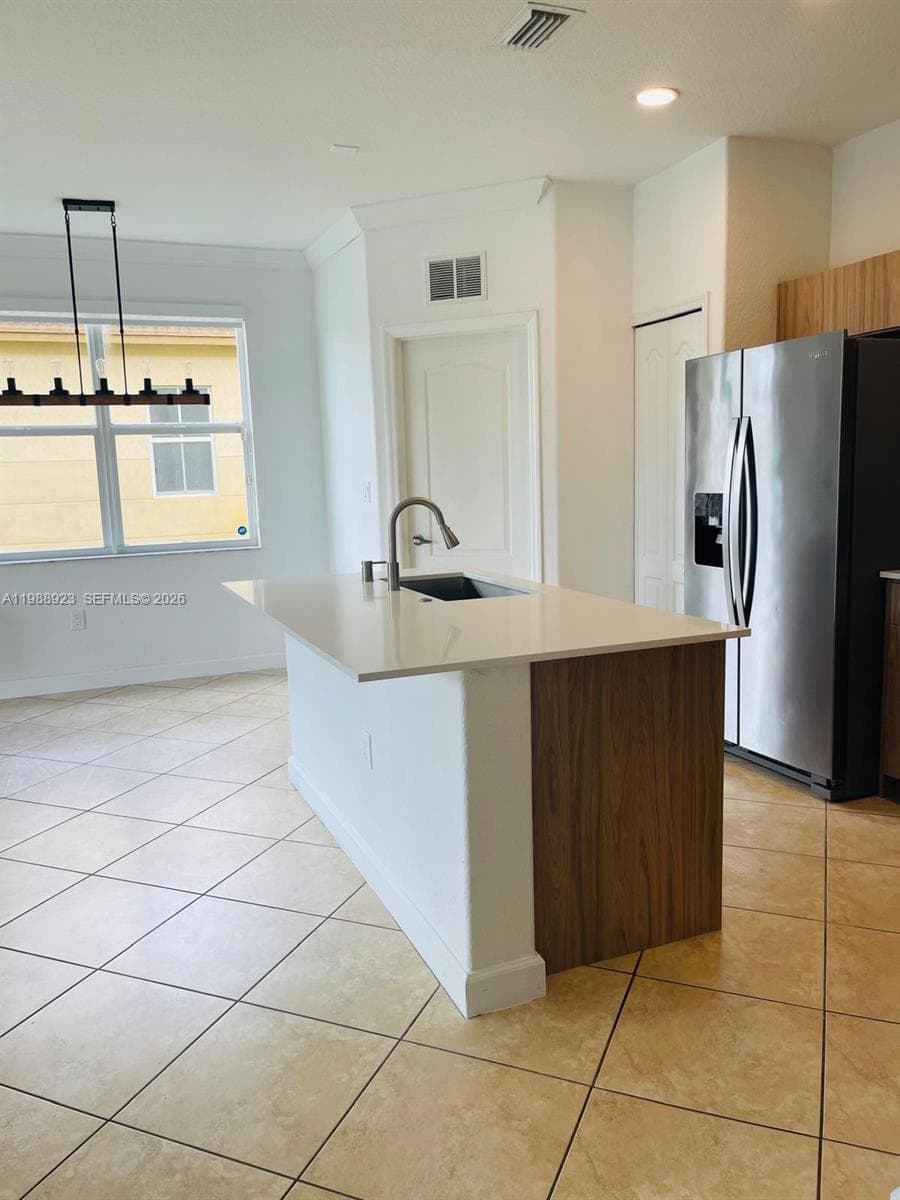 8666 NW 109th Ct # 8666, Doral FL 33178 — 5