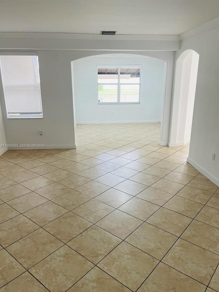 8666 NW 109th Ct # 8666, Doral FL 33178 — 4