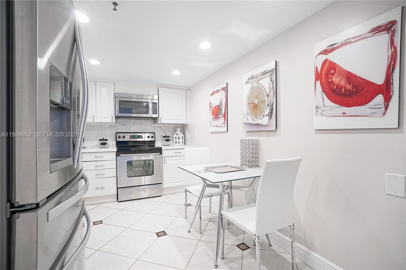 9 Island Ave # 2410, Miami Beach FL 33139 — 24