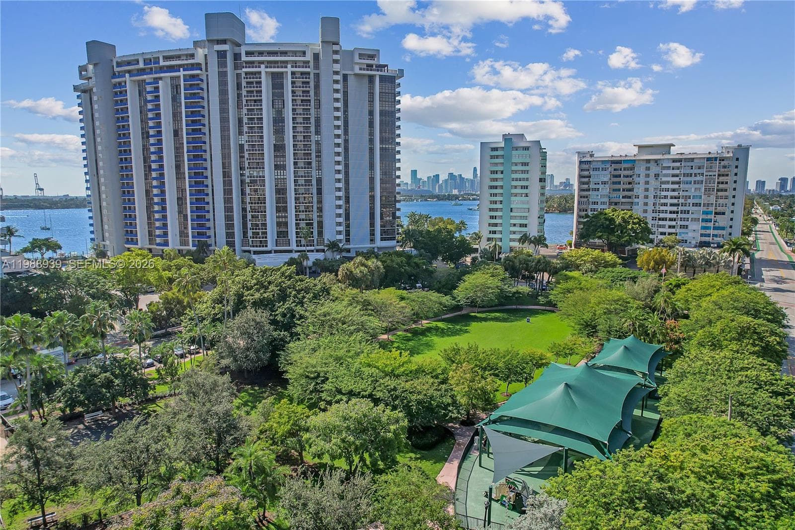 9 Island Ave # 2410, Miami Beach FL 33139 — 25