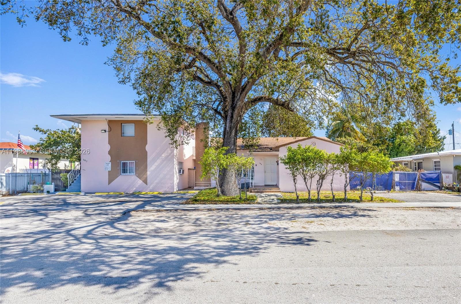 605 NW 34th Ave, Miami FL 33125 — 5