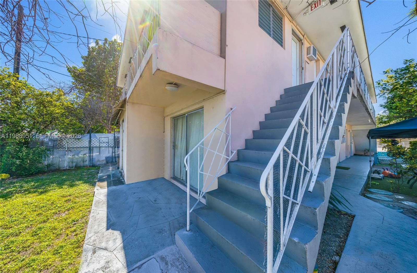 605 NW 34th Ave, Miami FL 33125 — 9