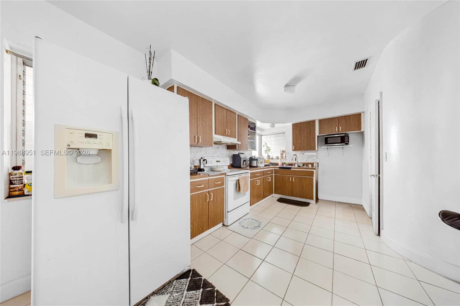 605 NW 34th Ave, Miami FL 33125 — 29