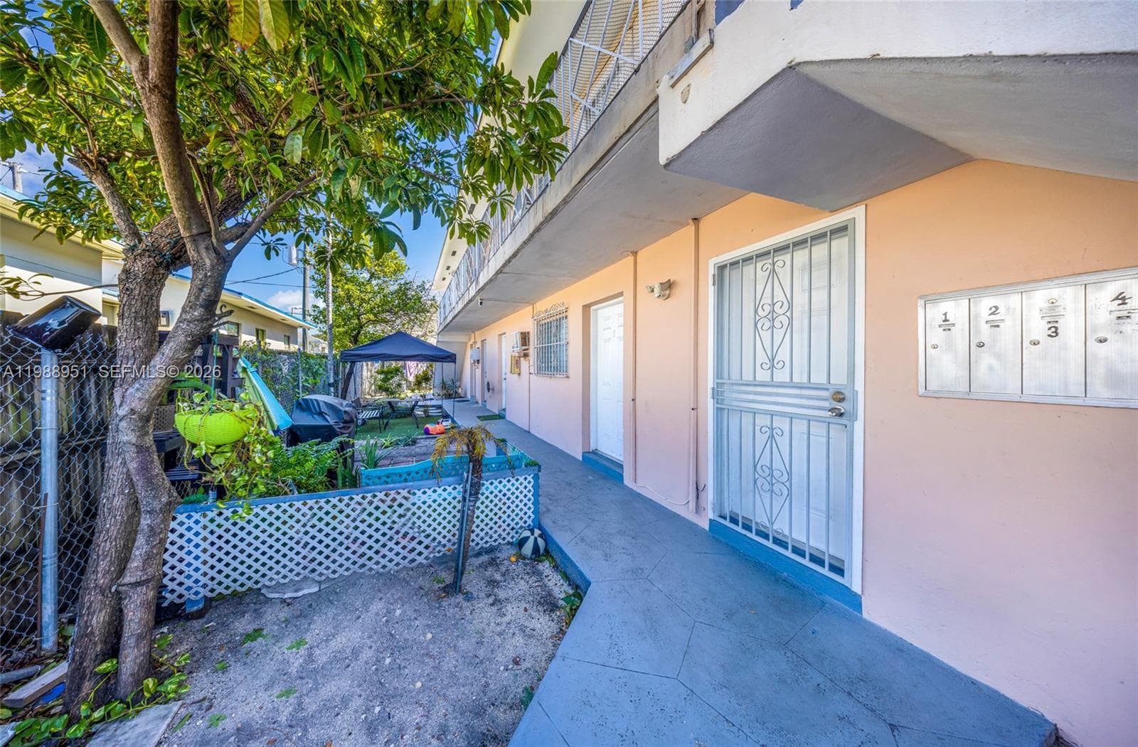 605 NW 34th Ave, Miami FL 33125 — 8