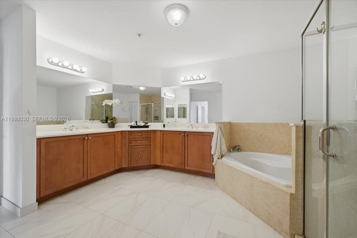 8390 SW 72nd Ave # 106, Miami FL 33143 — 14