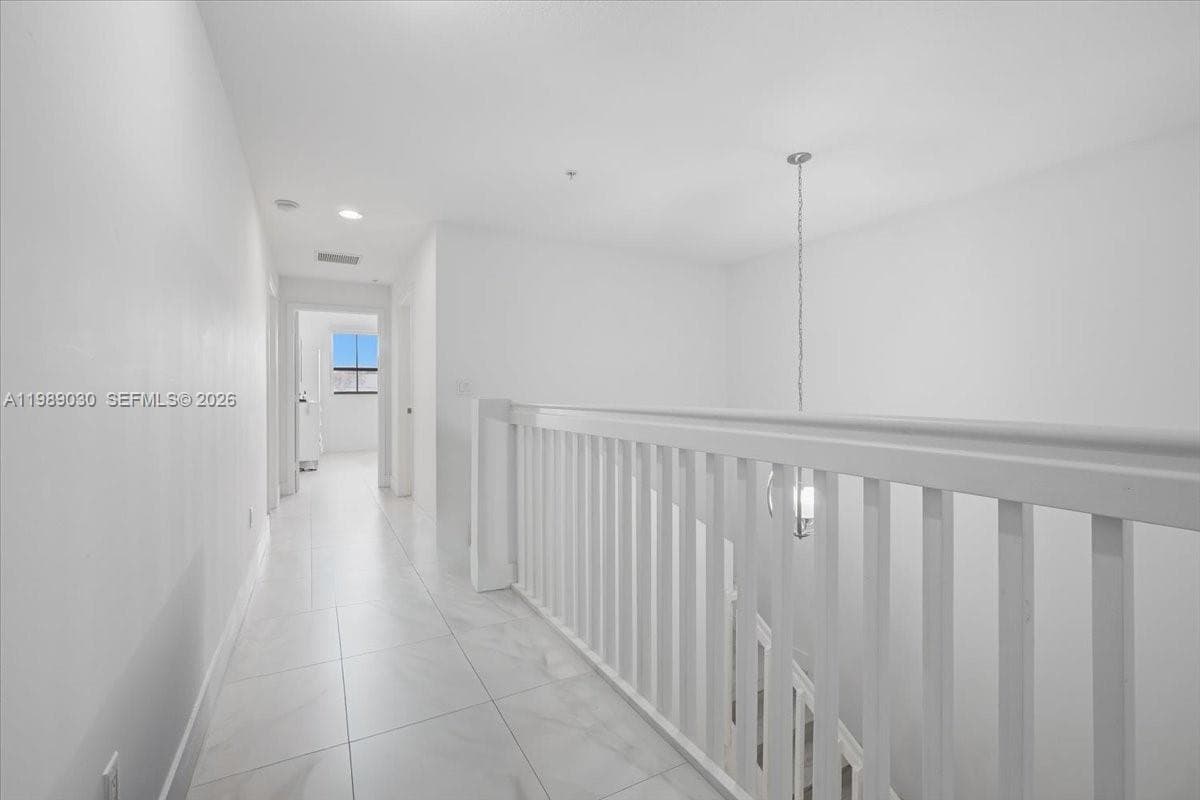 8390 SW 72nd Ave # 106, Miami FL 33143 — 11