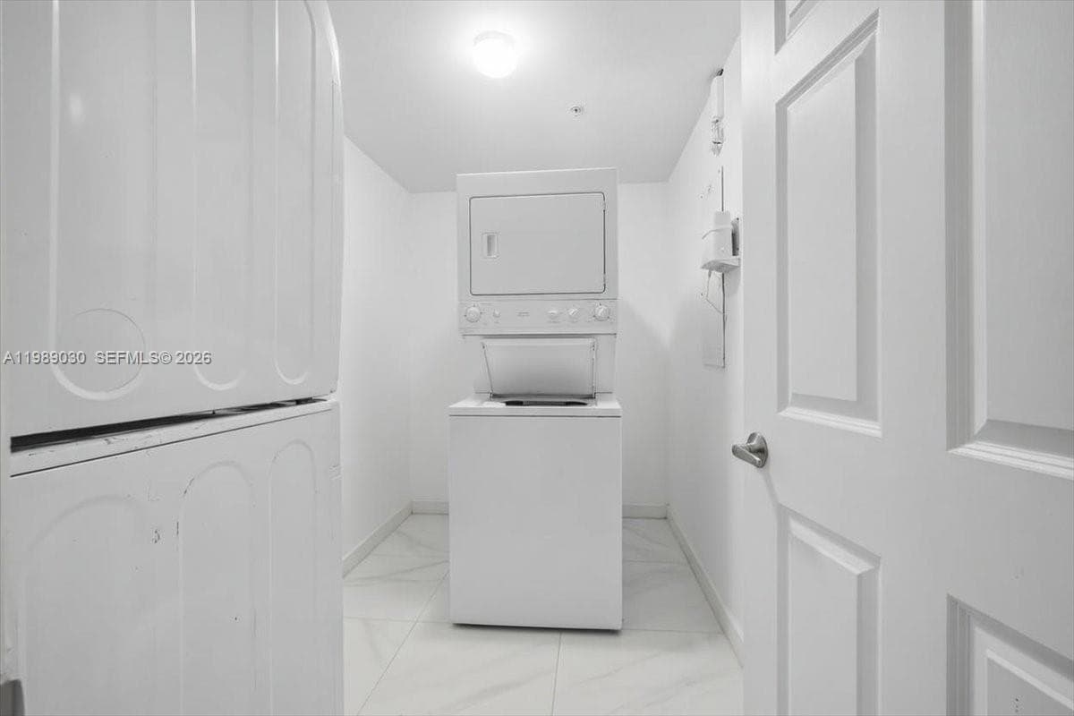 8390 SW 72nd Ave # 106, Miami FL 33143 — 19