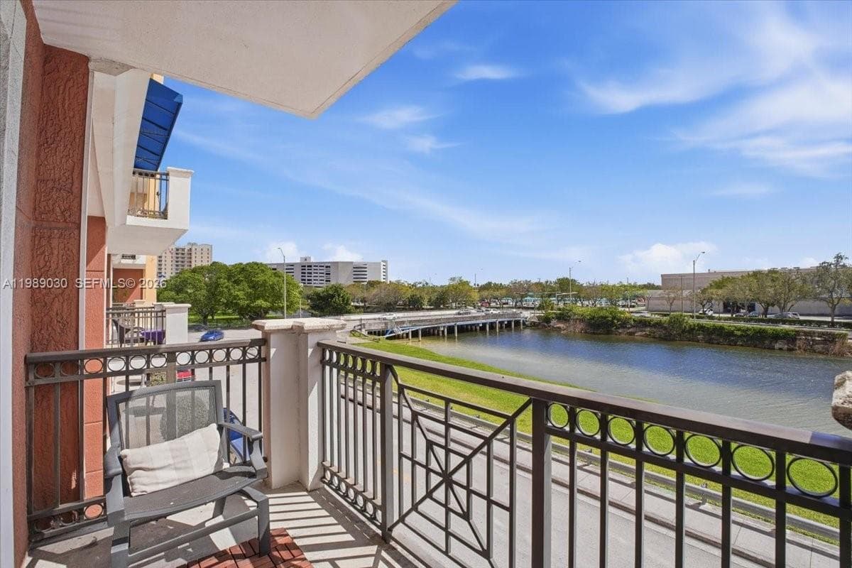 8390 SW 72nd Ave # 106, Miami FL 33143 — 21