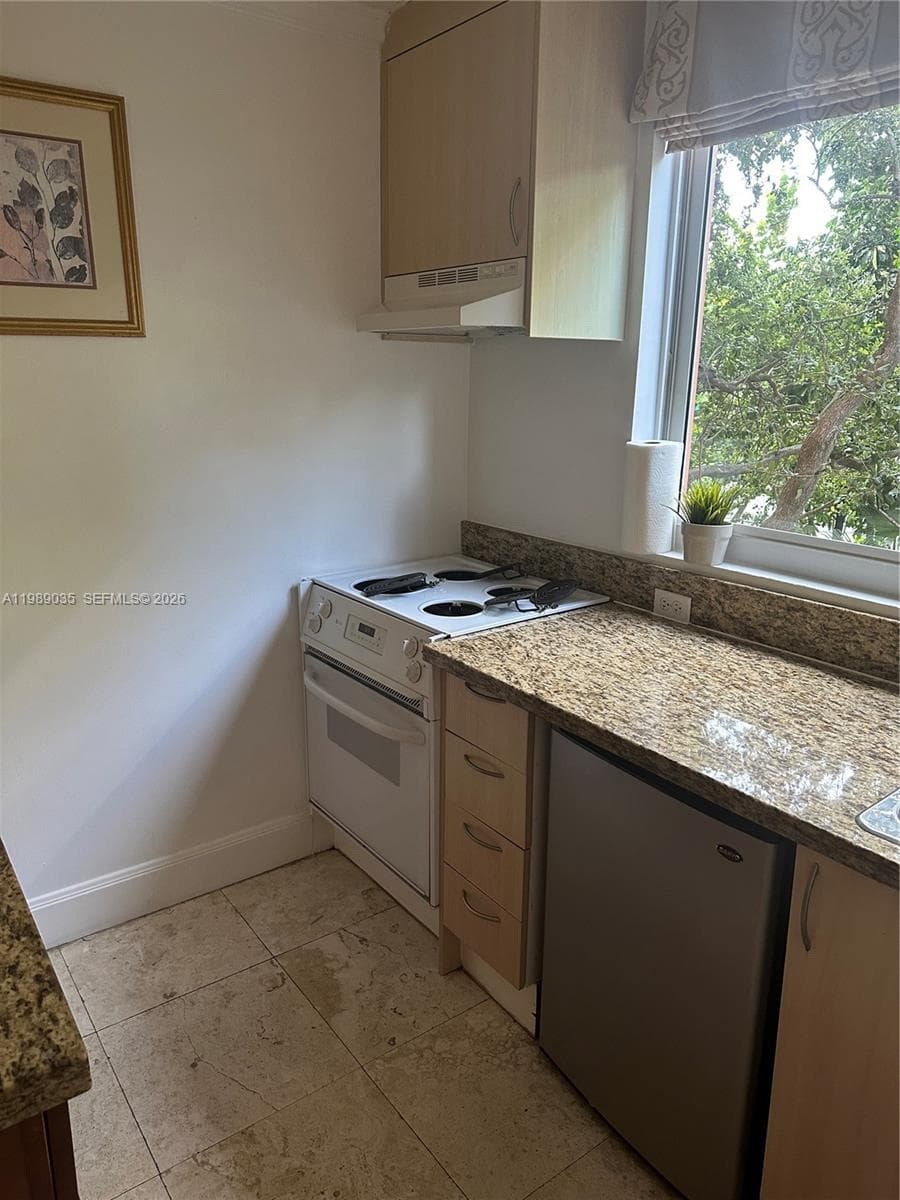 2951 S Bayshore Dr # 417, Miami FL 33133 — 1