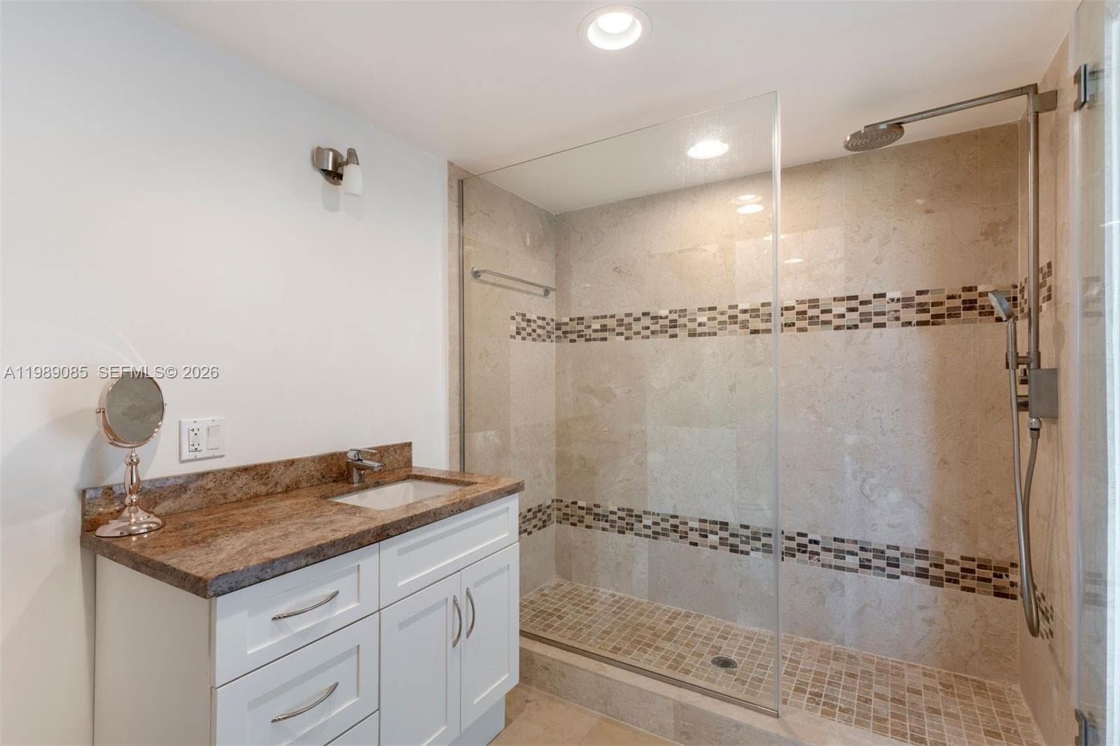 1566 NE Quayside Ter # D14, Miami FL 33138 — 23