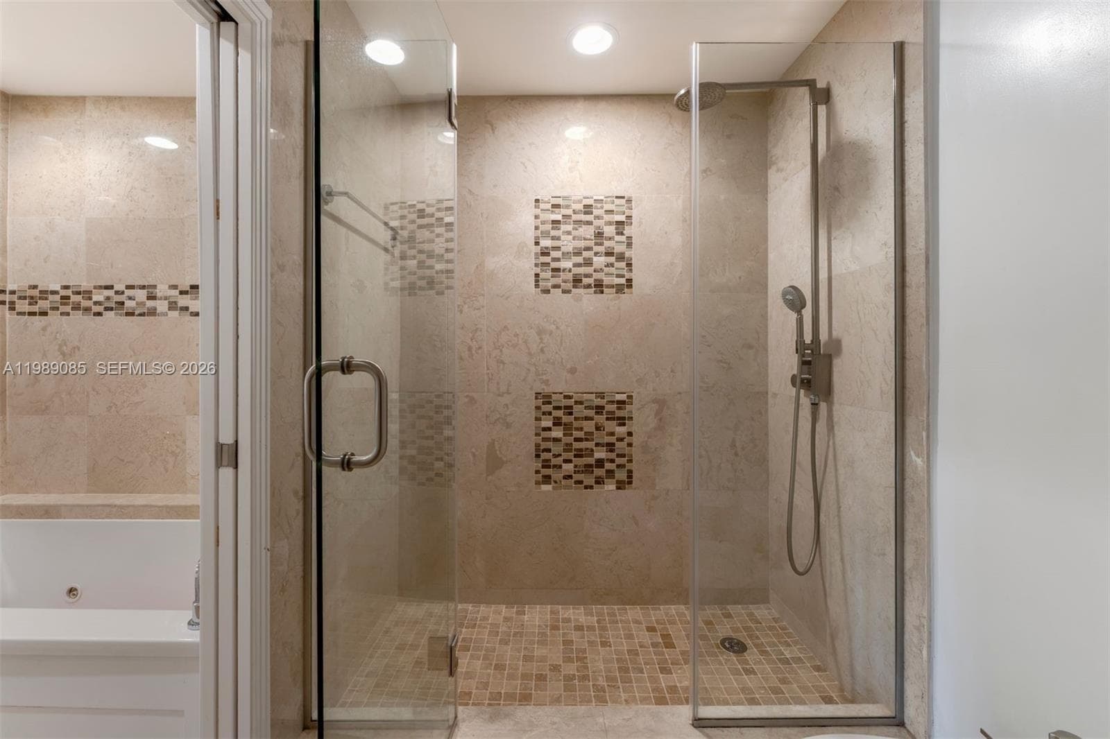 1566 NE Quayside Ter # D14, Miami FL 33138 — 13