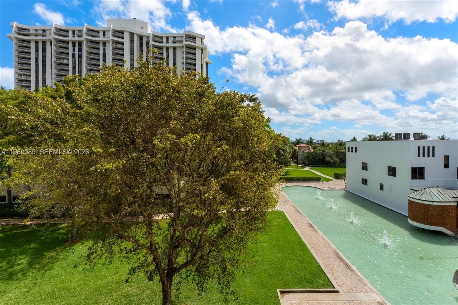 1566 NE Quayside Ter # D14, Miami FL 33138 — 32