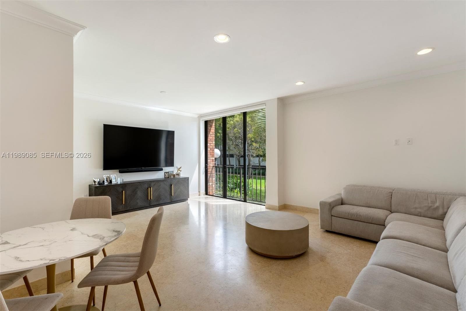 1566 NE Quayside Ter # D14, Miami FL 33138 — 1