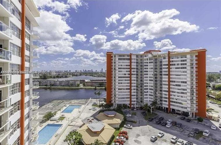 1351 NE Miami Gardens Dr # 1723E, Miami FL 33179 — 1