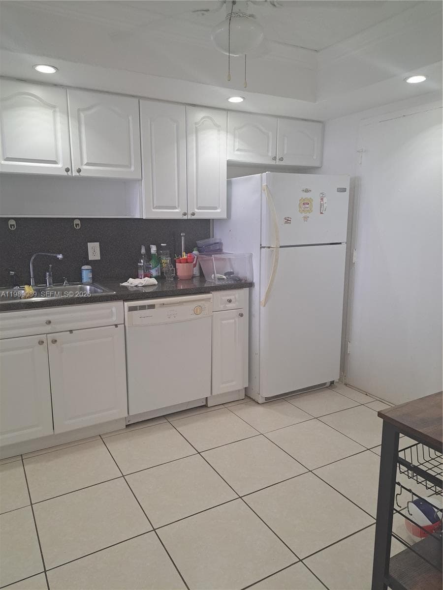 1351 NE Miami Gardens Dr # 1723E, Miami FL 33179 — 8