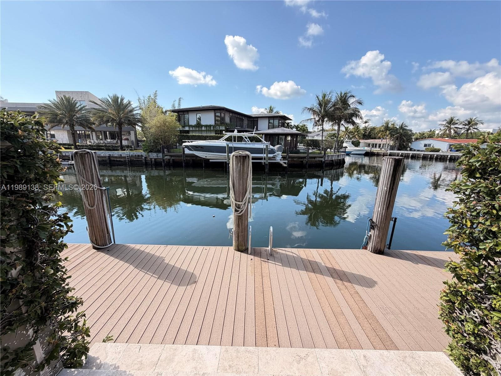 3200 NE 165th St, North Miami Beach FL 33160 — 41