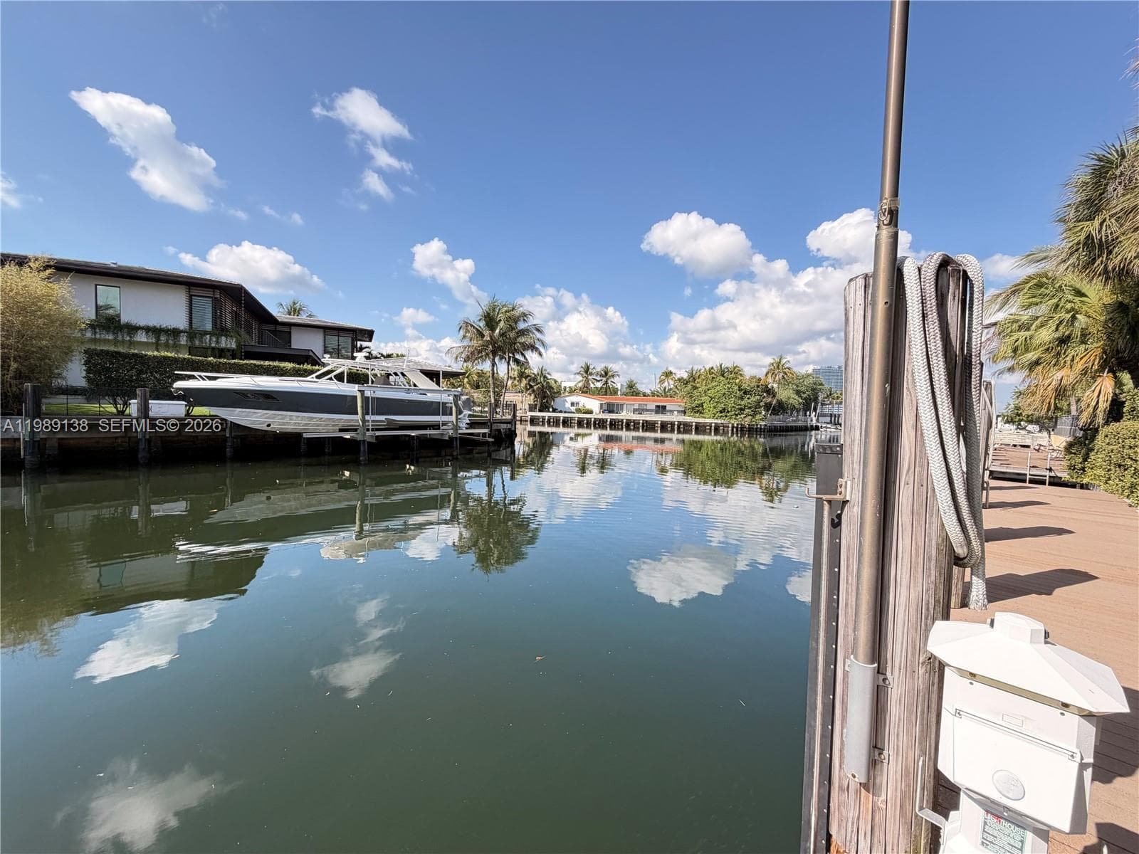 3200 NE 165th St, North Miami Beach FL 33160 — 44