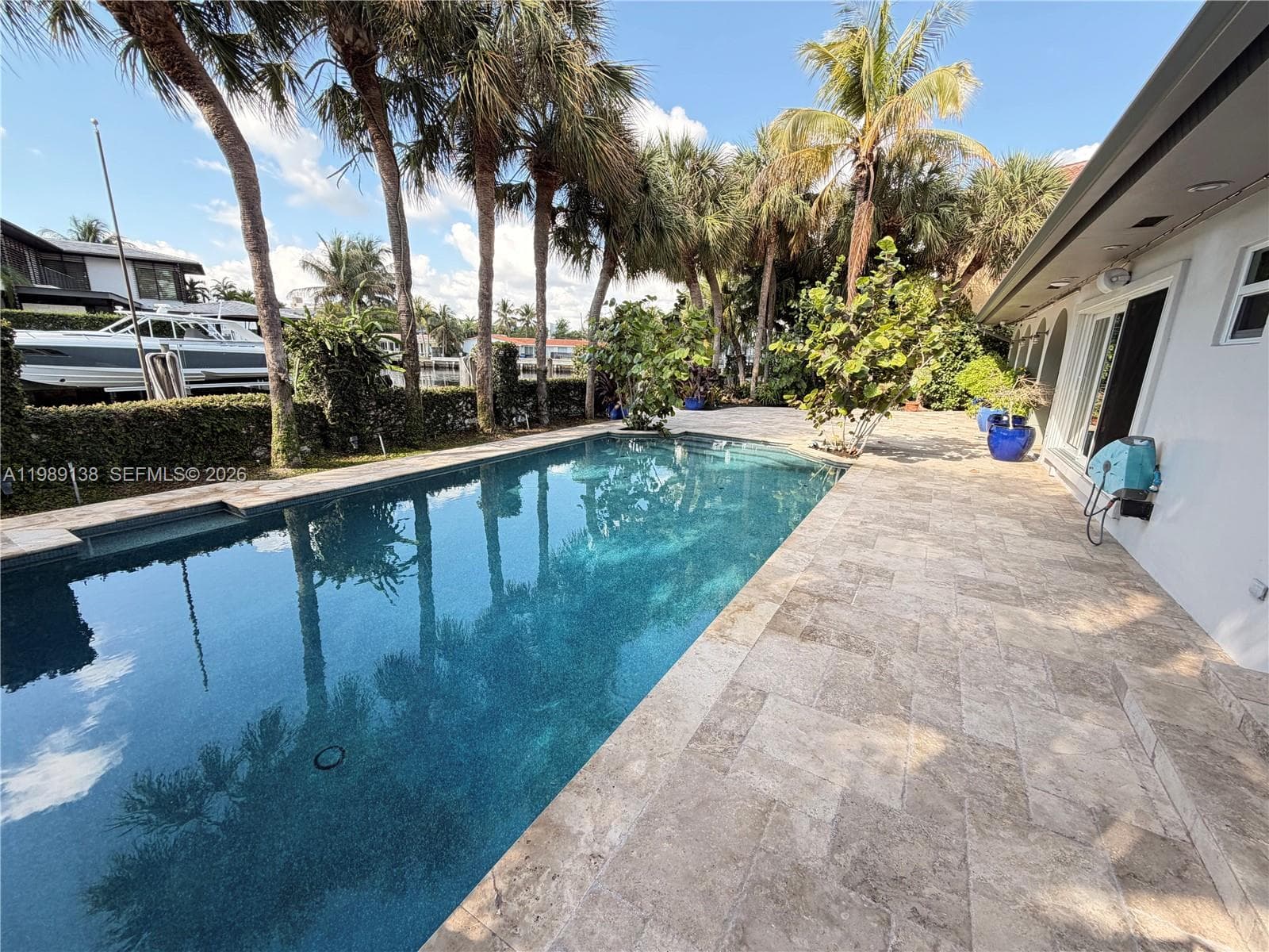 3200 NE 165th St, North Miami Beach FL 33160 — 39