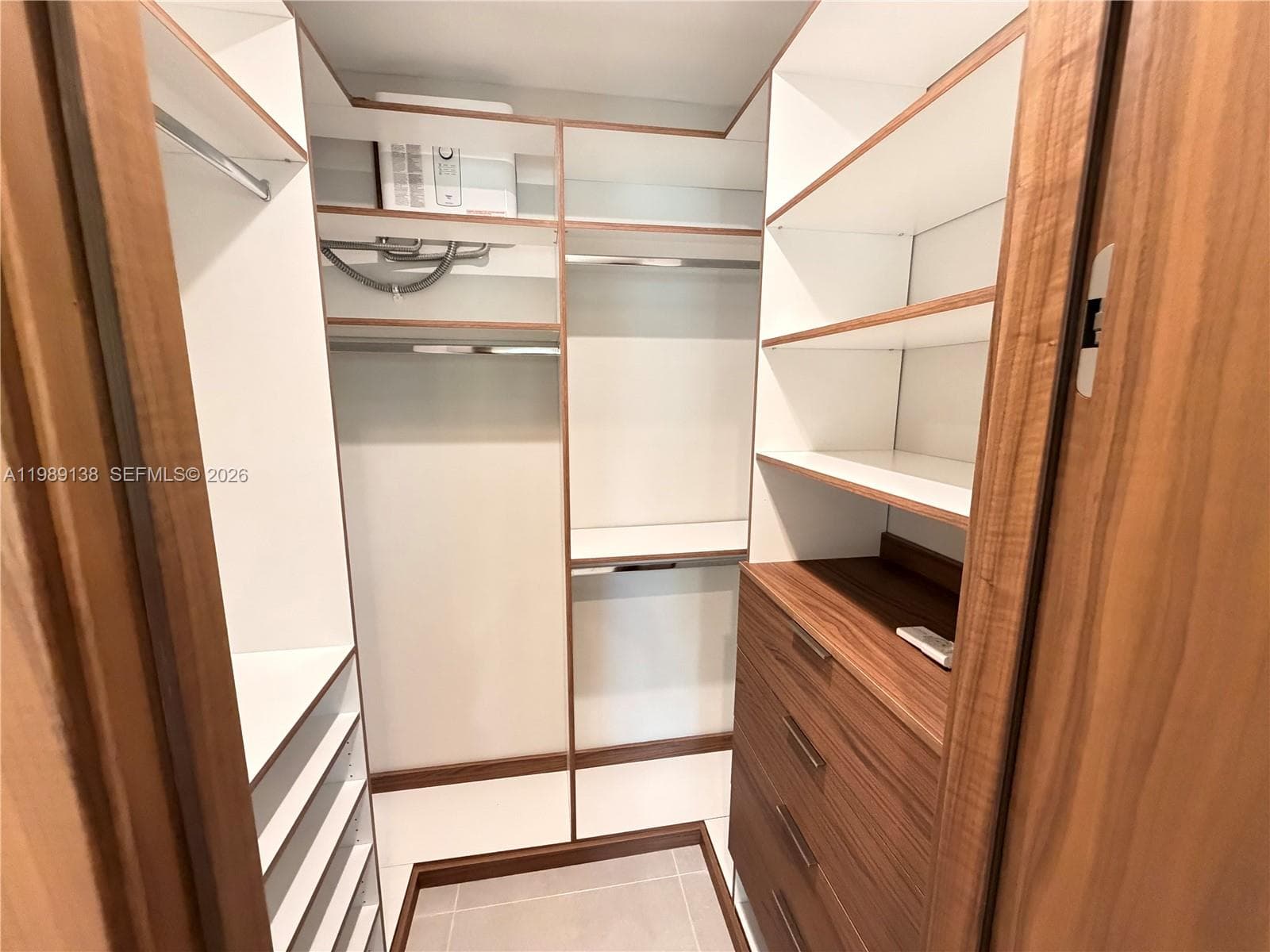 3200 NE 165th St, North Miami Beach FL 33160 — 29